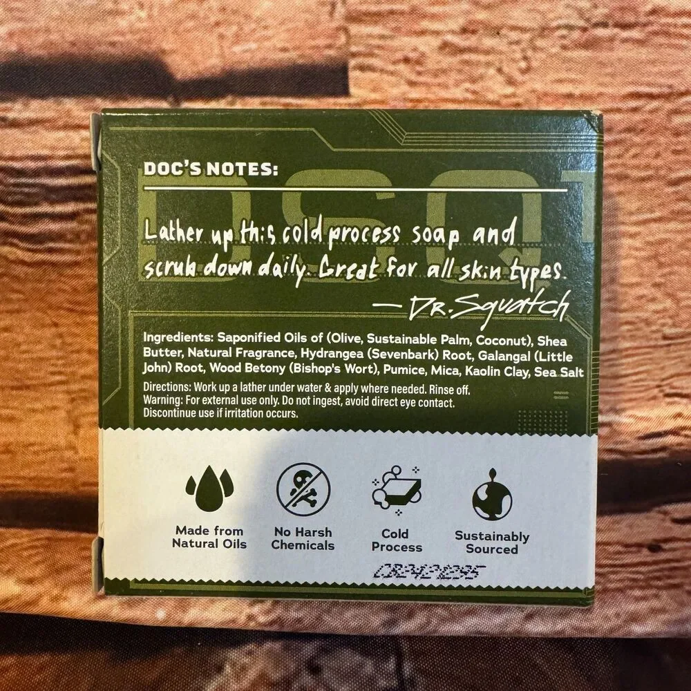 Dr Squatch Halo Spartan Scrub Soap Bar Limited Edition Xbox Master Chief 5oz New